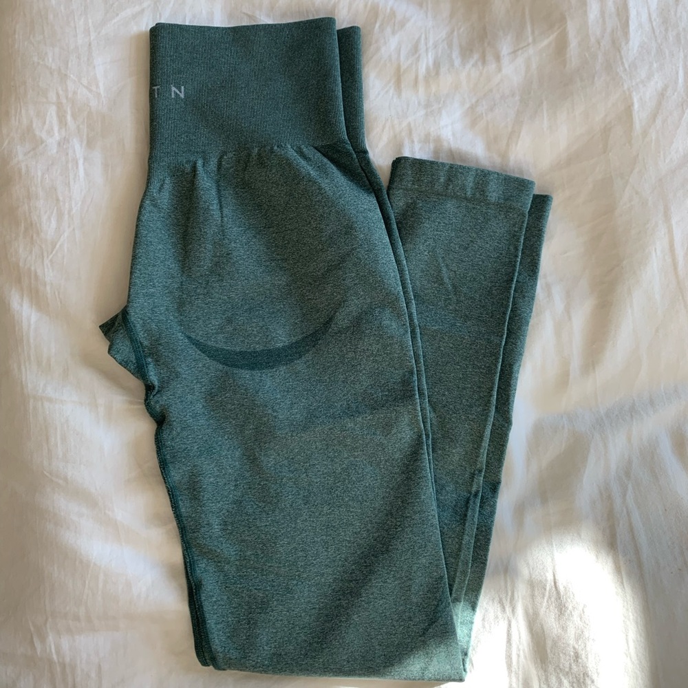 NVGTN leggings